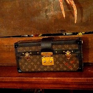 Louis Vuitton Paris made in Italy purse